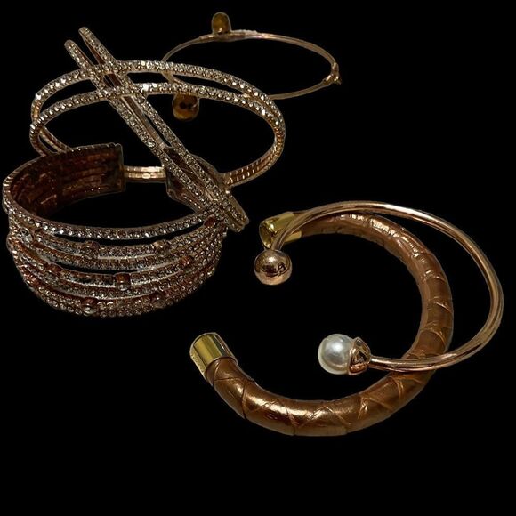 Bundle of 8 Rose Gold Bracelets - Picture 5 of 13